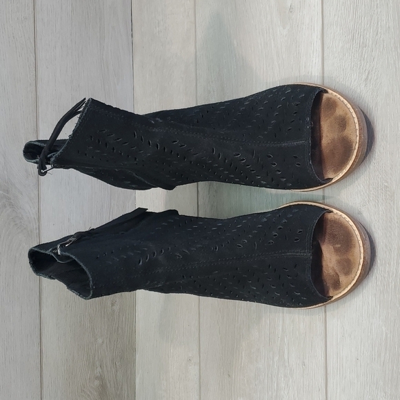 Toms Women Majorka Desert Peep Toe  Ankle Suede Heels Shoes sandals sz 10 - Picture 4 of 14